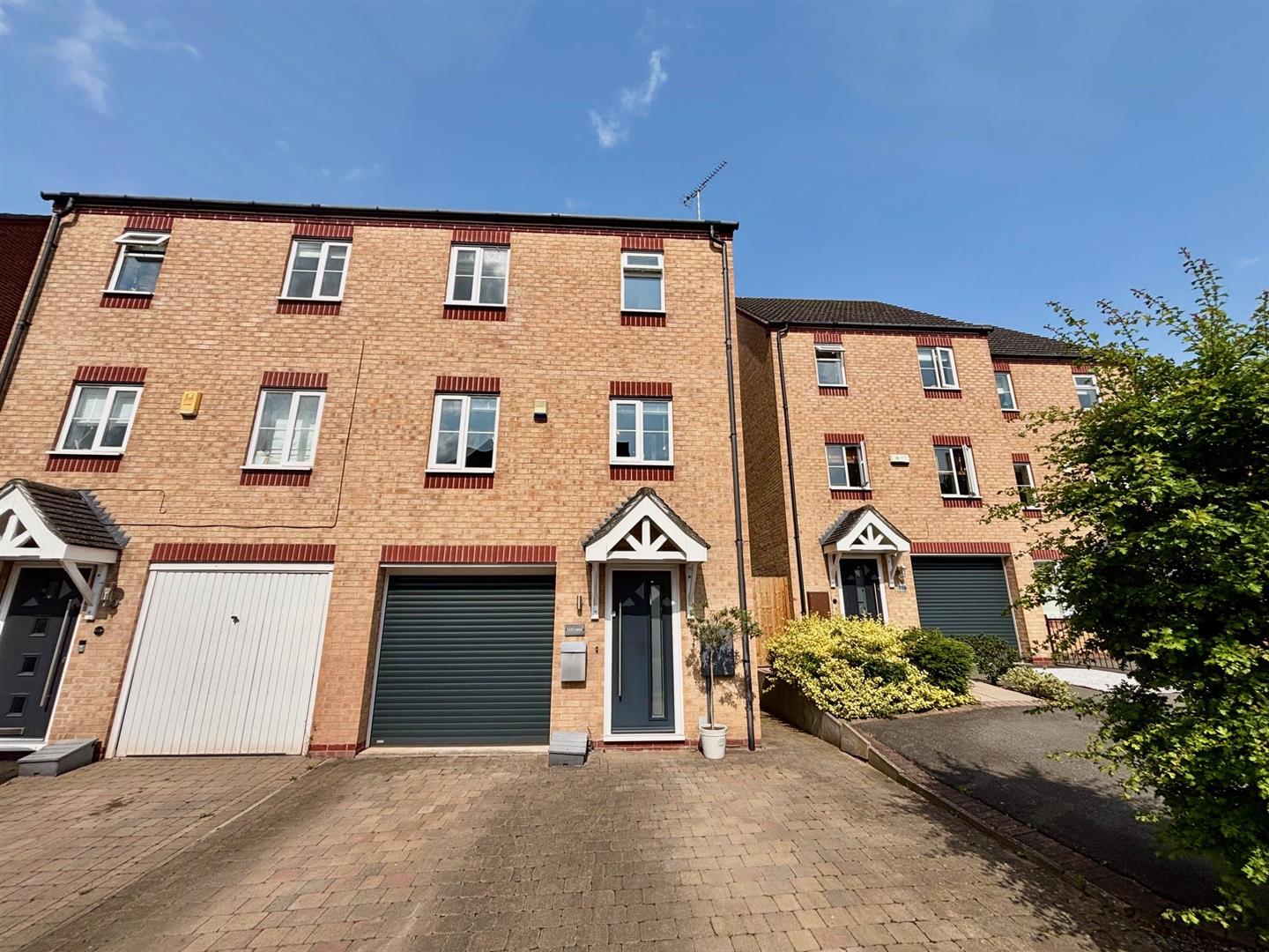 Highfields Park Drive, Broadway, Derby